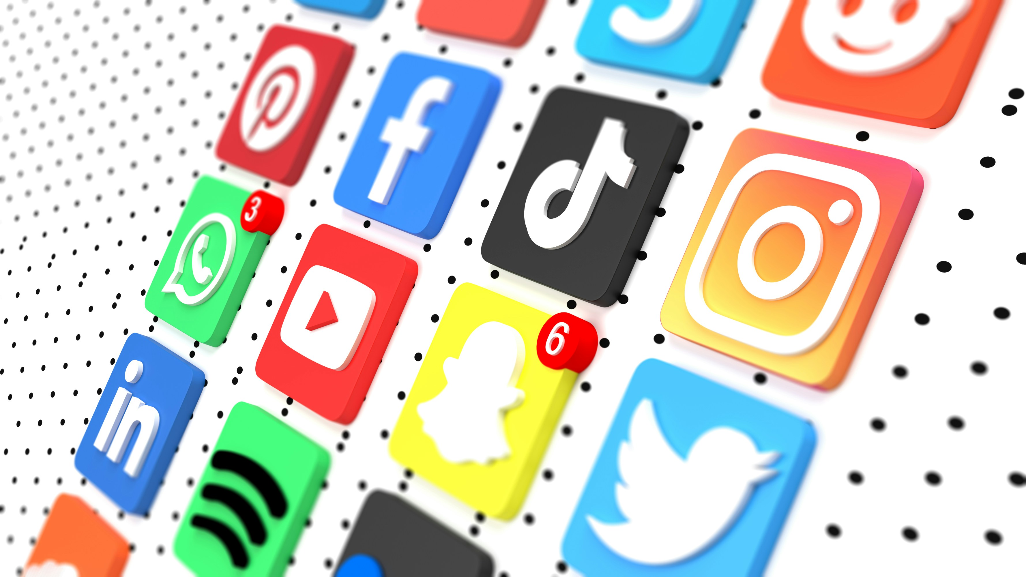 New vs Aged Social Media Accounts: Which One Should You Choose?
